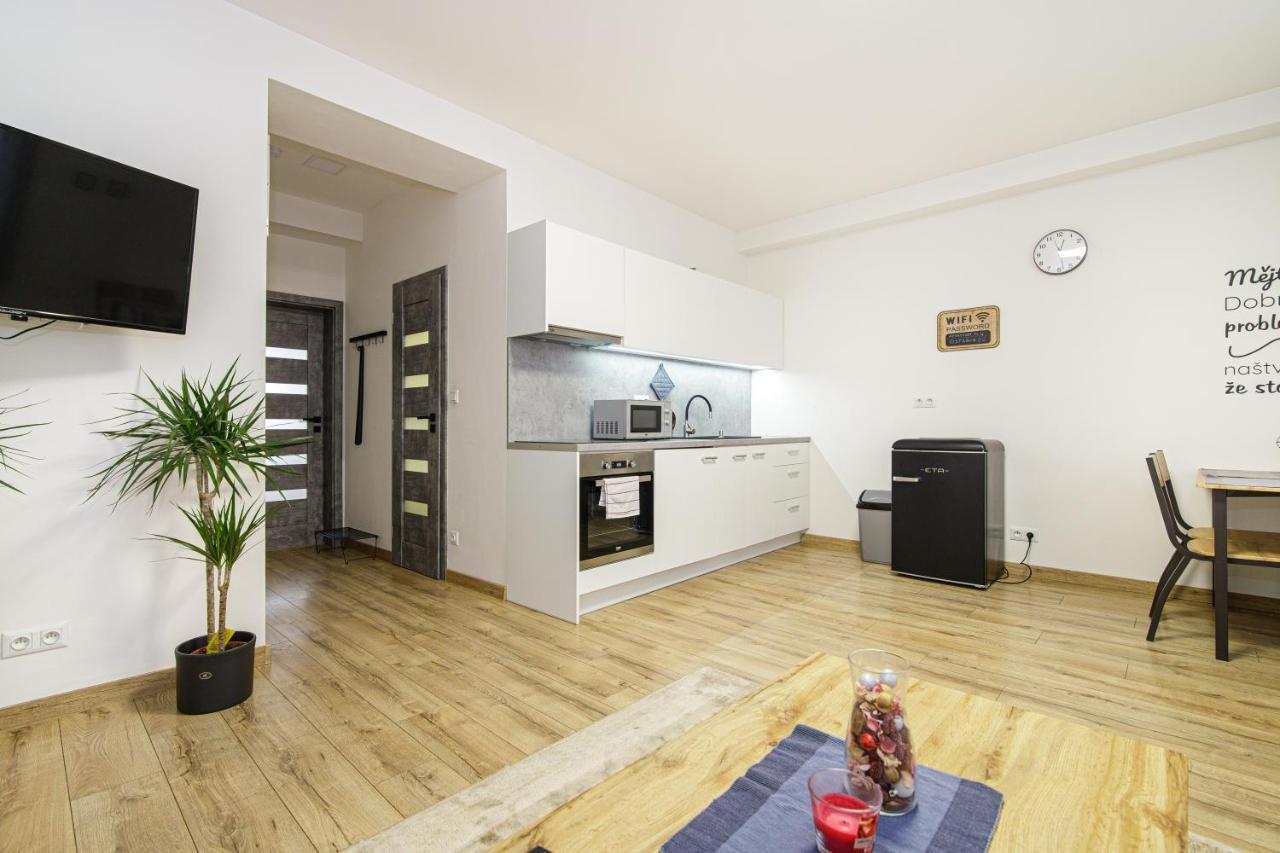 Apartment Hotel Stud Mb Ostrava Exterior foto